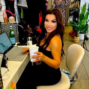 Meet your Posher, Nieve